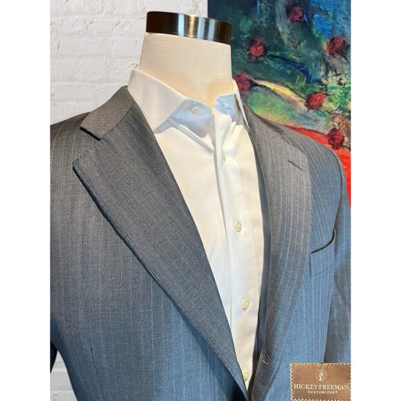 Hickey Freeman 44R 38x27 Gray with Ice Blue Multi-Stripe Quality Suit 3/2 Roll - Picture 4 of 16